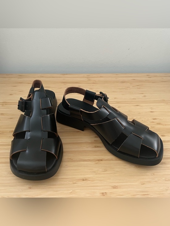 Camper Shoes - Camper ‘Dana’ Black Leather Buckle Unisex Sandals - EU 36/US 5.5-6